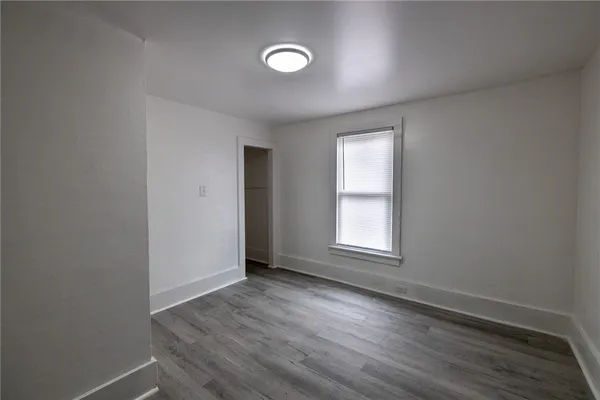 $179,900 | 584 East Avenue, Shelby, NY 14103
