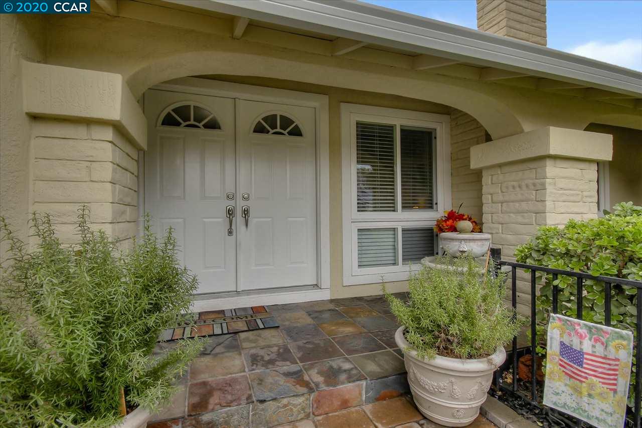215 Chestnut Court San Ramon, CA 94583 - Photo 3 of 28 Gallery Image 3