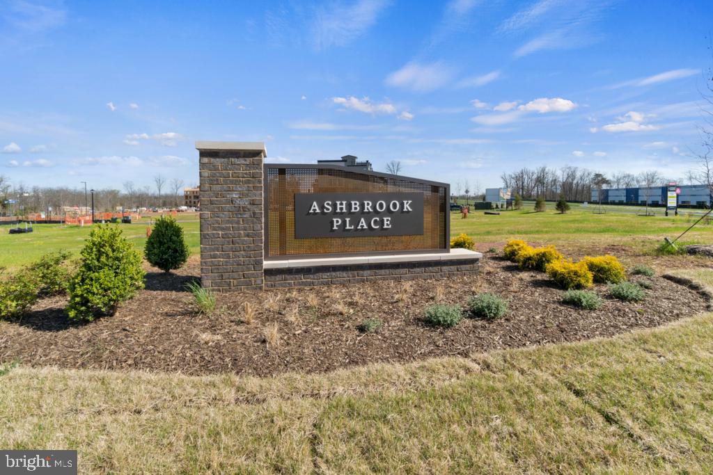 44522 Wolfhound Square Ashburn, VA 20147 - Photo 20 of 29