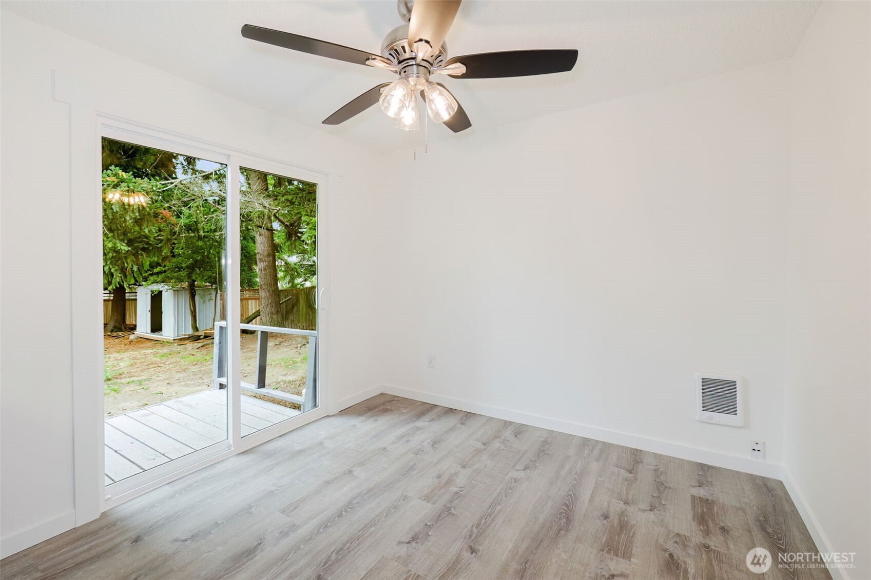2464 Mitchell Road Southeast Port Orchard, WA 98366 - Photo 15 of 40 Gallery Image 15