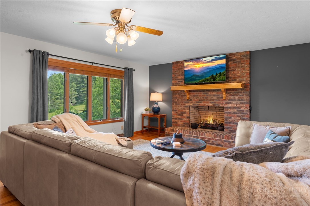 1701 Nc Highway Crumpler, NC 28617 - Photo 20 of 50