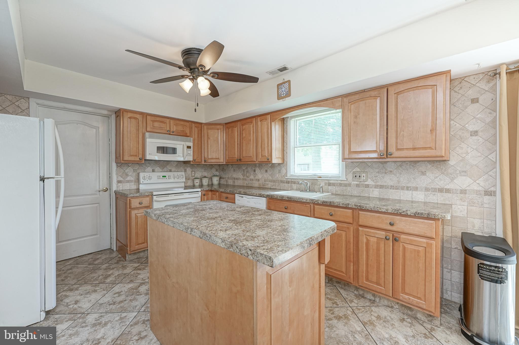 110 Country Farms Road Marlton, NJ 08053 - Photo 17 of 43 Gallery Image 17
