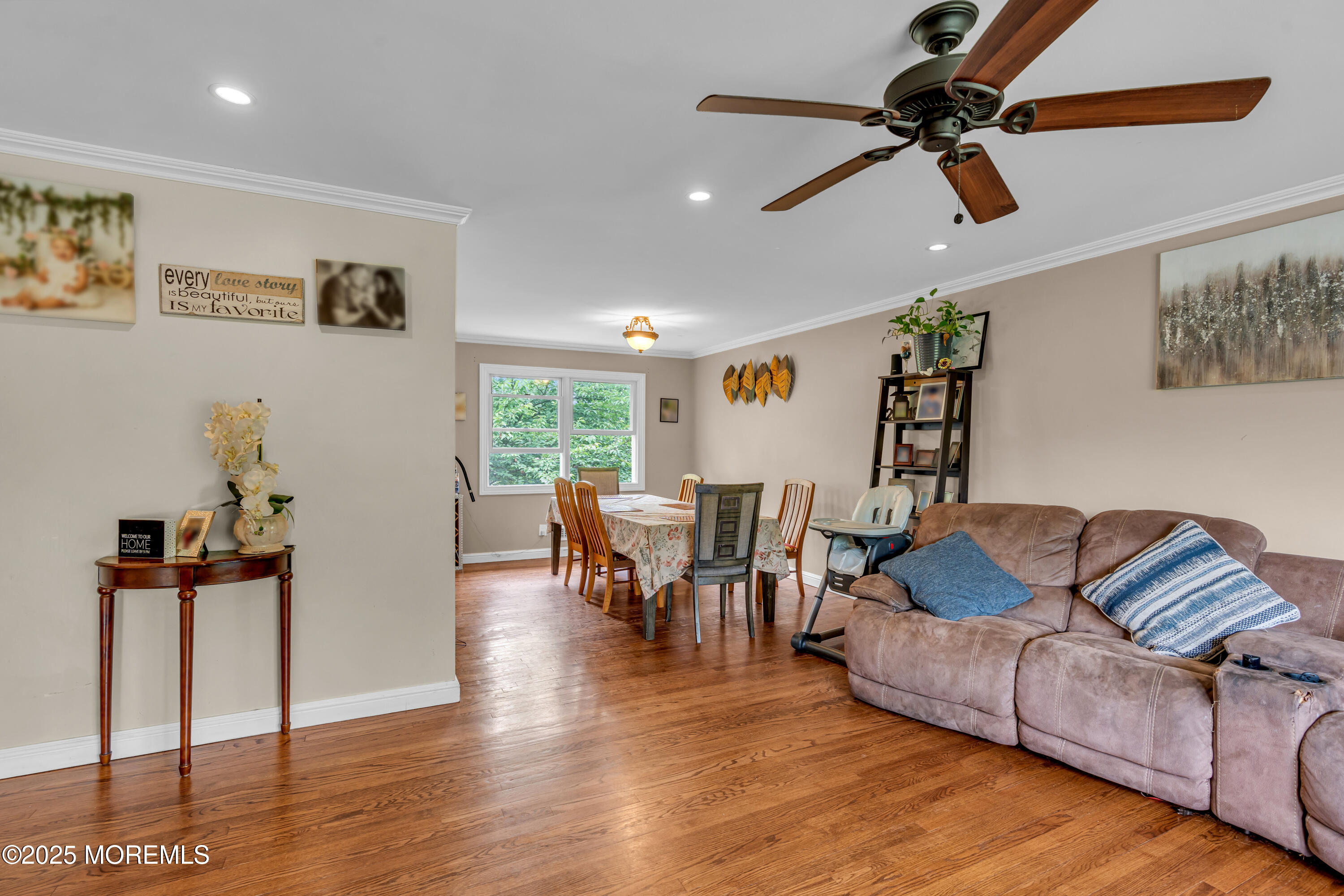 114 Greymoor Road Howell, NJ 07731 - Photo 5 of 28 006_dsc09137_568