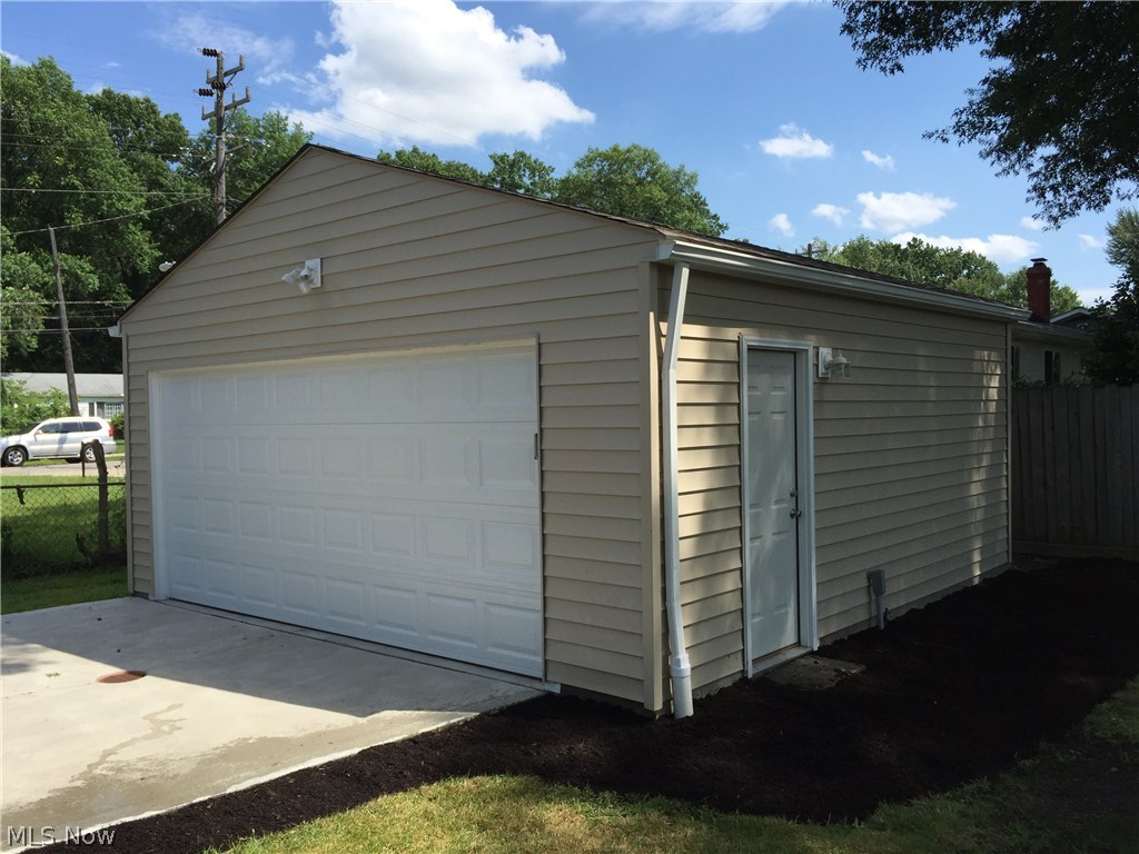 24521 Maple Ridge Road North Olmsted, OH 44070 - Photo 11 of 11 Gallery Image 11