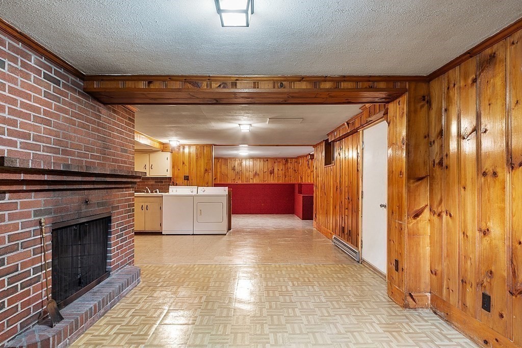 18 Beaver Park Danvers, MA 01923 - Photo 36 of 42 a view of hallway with a kitchen