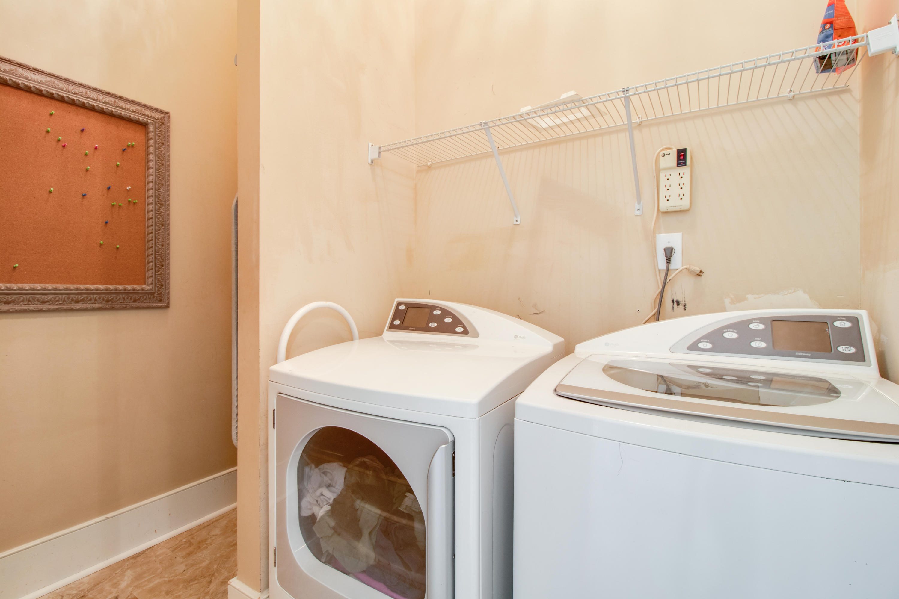 1633 Grey Marsh Road Mount Pleasant, SC 29466 - Photo 15 of 41 Laundry/Mud Room