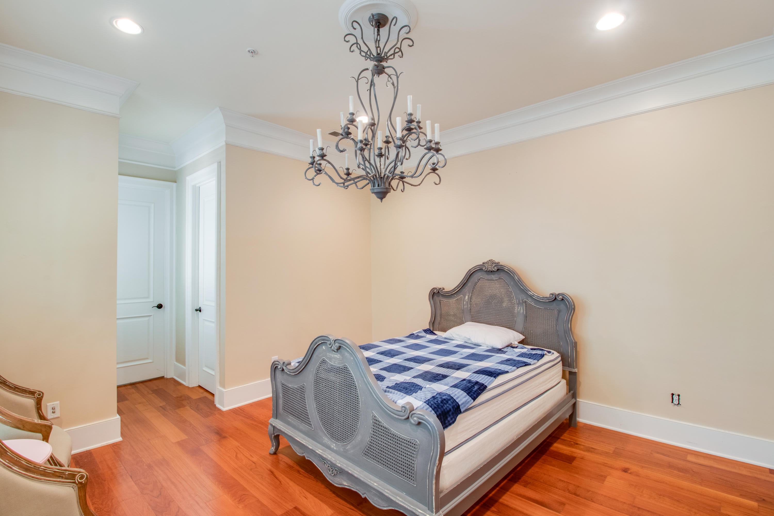 1633 Grey Marsh Road Mount Pleasant, SC 29466 - Photo 17 of 41 Master