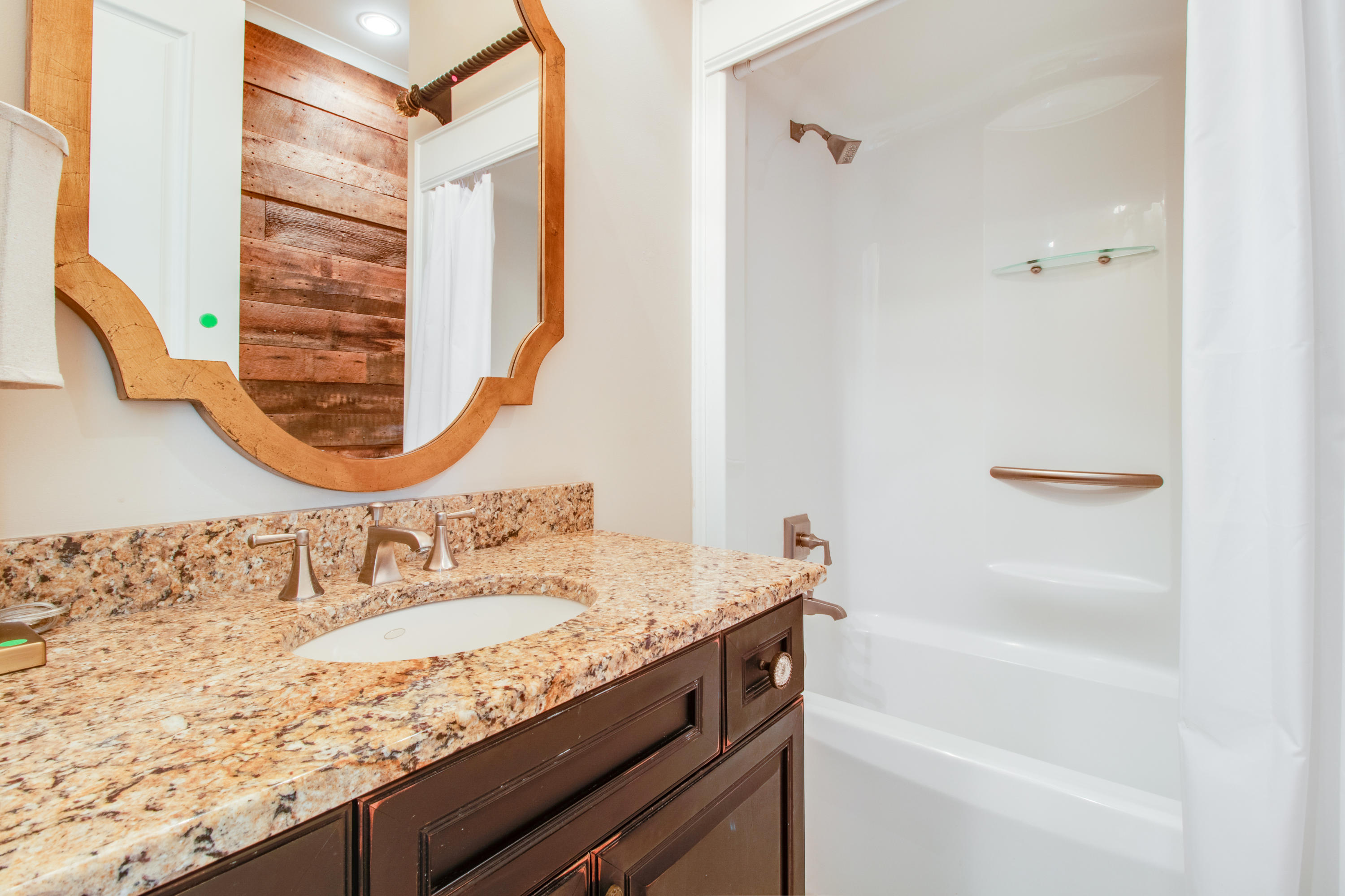 1633 Grey Marsh Road Mount Pleasant, SC 29466 - Photo 29 of 41 Second Floor bathroom