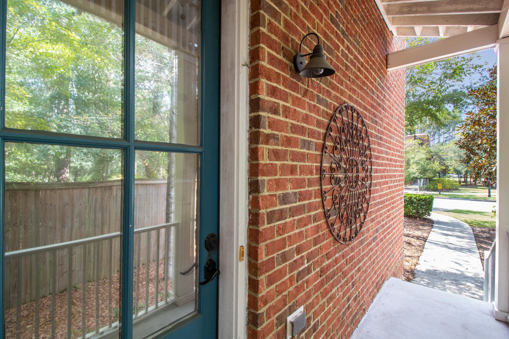 1633 Grey Marsh Road Mount Pleasant, SC 29466 - Photo 5 of 41 Front door & Entrance