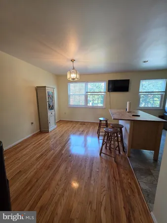 $400,000 | 10 Casey Court, Baltimore, MD 21228