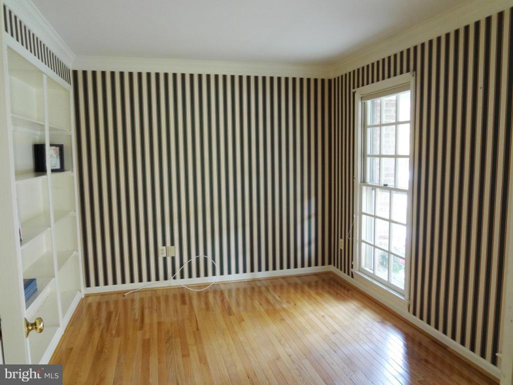 2374 McKenzie Road Ellicott City, MD 21042 - Photo 15 of 30 Interior (General)