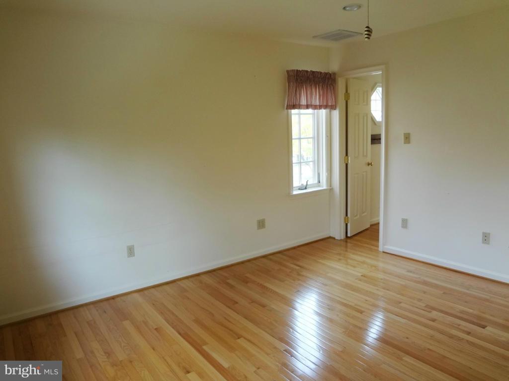 2374 McKenzie Road Ellicott City, MD 21042 - Photo 23 of 30 Bedroom