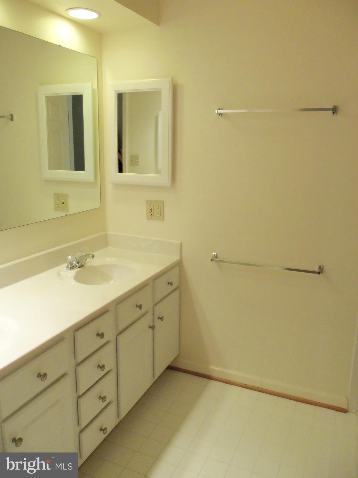 2374 McKenzie Road Ellicott City, MD 21042 - Photo 25 of 30 Bath