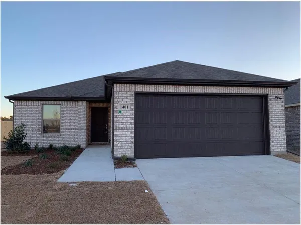 $1,750 | 1401 Brindle Drive, Greenville, TX 75402