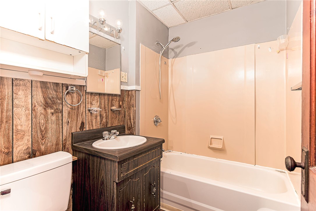 109 Hemond Avenue Woonsocket, RI 02895 - Photo 24 of 47