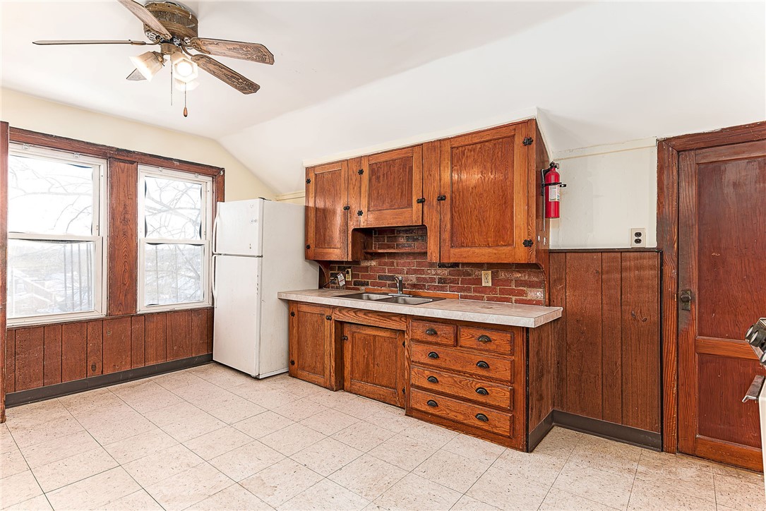 109 Hemond Avenue Woonsocket, RI 02895 - Photo 26 of 47