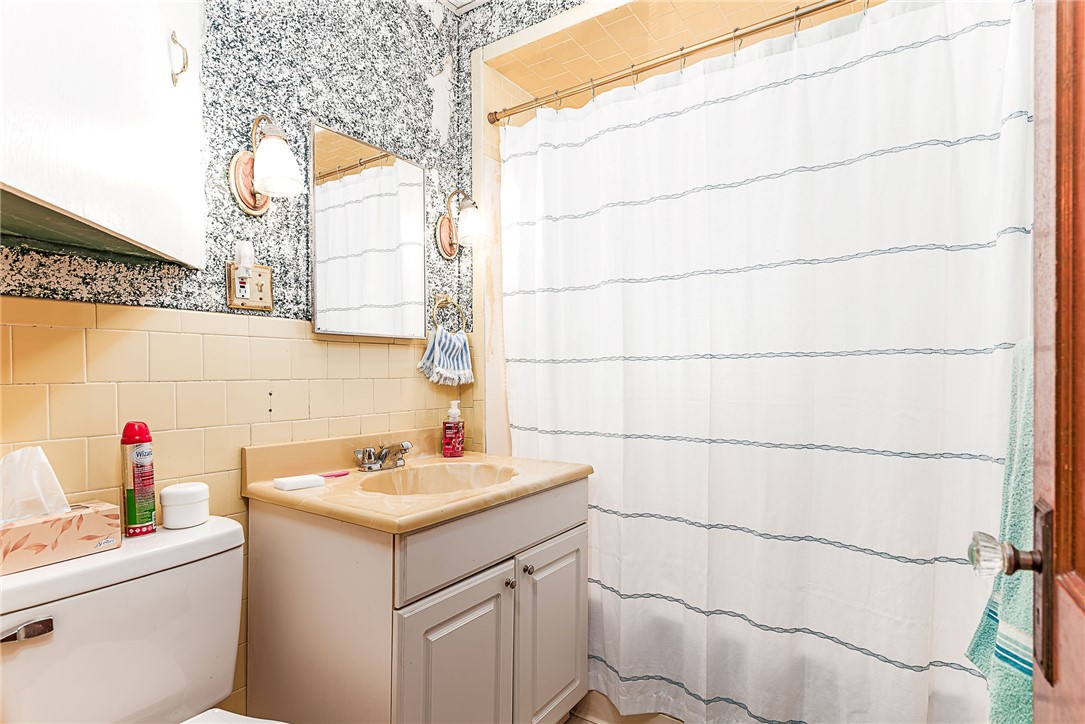 109 Hemond Avenue Woonsocket, RI 02895 - Photo 44 of 47