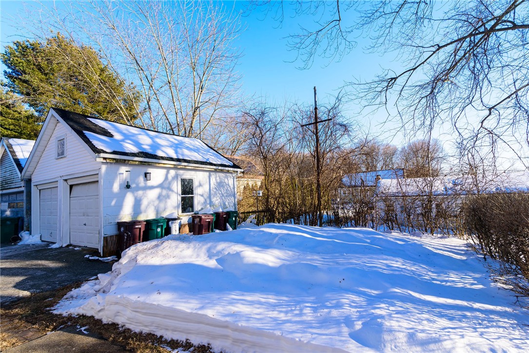 109 Hemond Avenue Woonsocket, RI 02895 - Photo 8 of 47