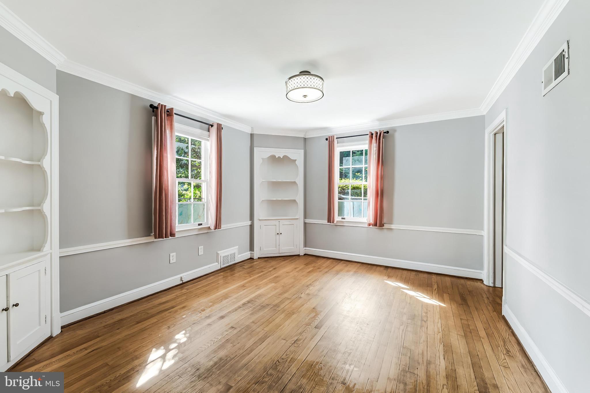 2219 Military Road Arlington, VA 22207 - Photo 7 of 26 Gallery Image 7