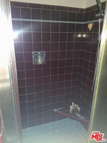 $7,000 | 7720 Cowan Avenue, Westchester, CA 90045