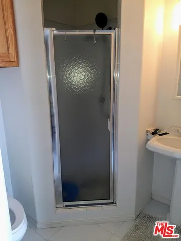 $7,000 | 7720 Cowan Avenue, Westchester, CA 90045