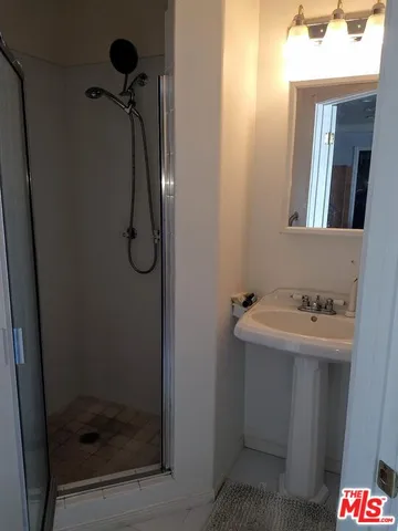 $7,000 | 7720 Cowan Avenue, Westchester, CA 90045