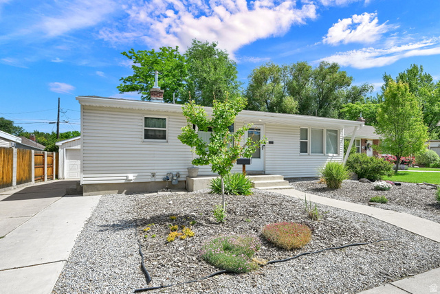 253 Chestnut Lane Logan, UT 84321 - Photo 2 of 34