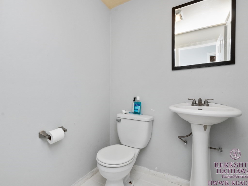 105 Irving Road, Unit 37 Randolph, MA 02368 - Photo 8 of 15 Gallery Image 8