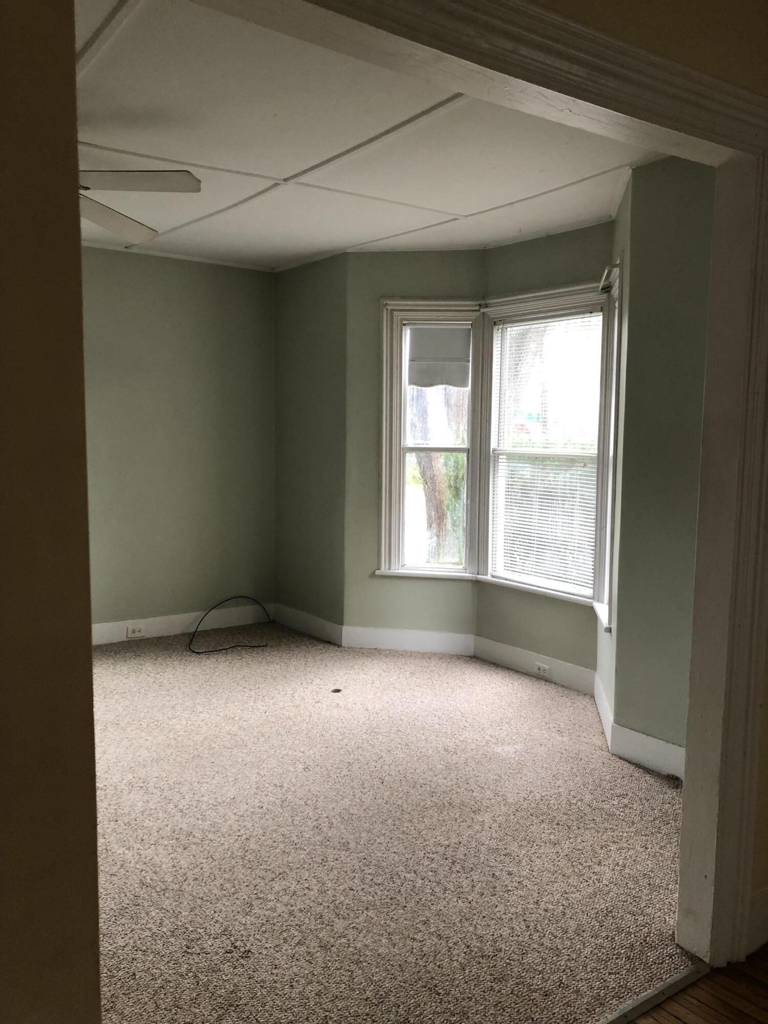 4 Chestnut Street Rockland, ME 04841 - Photo 14 of 31 Chestnut Apt A - 2