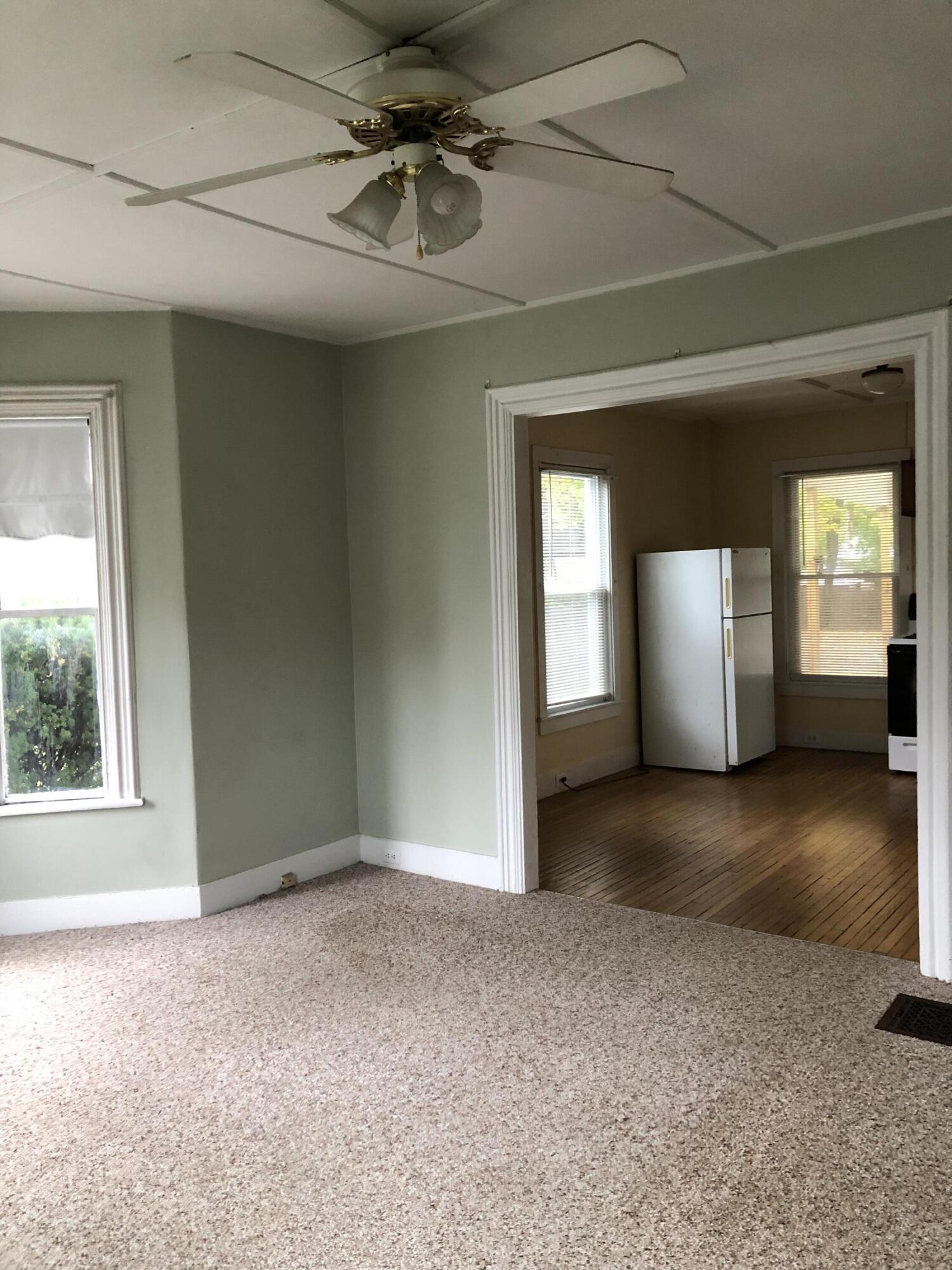 4 Chestnut Street Rockland, ME 04841 - Photo 15 of 31 Chestnut Apt A - 3