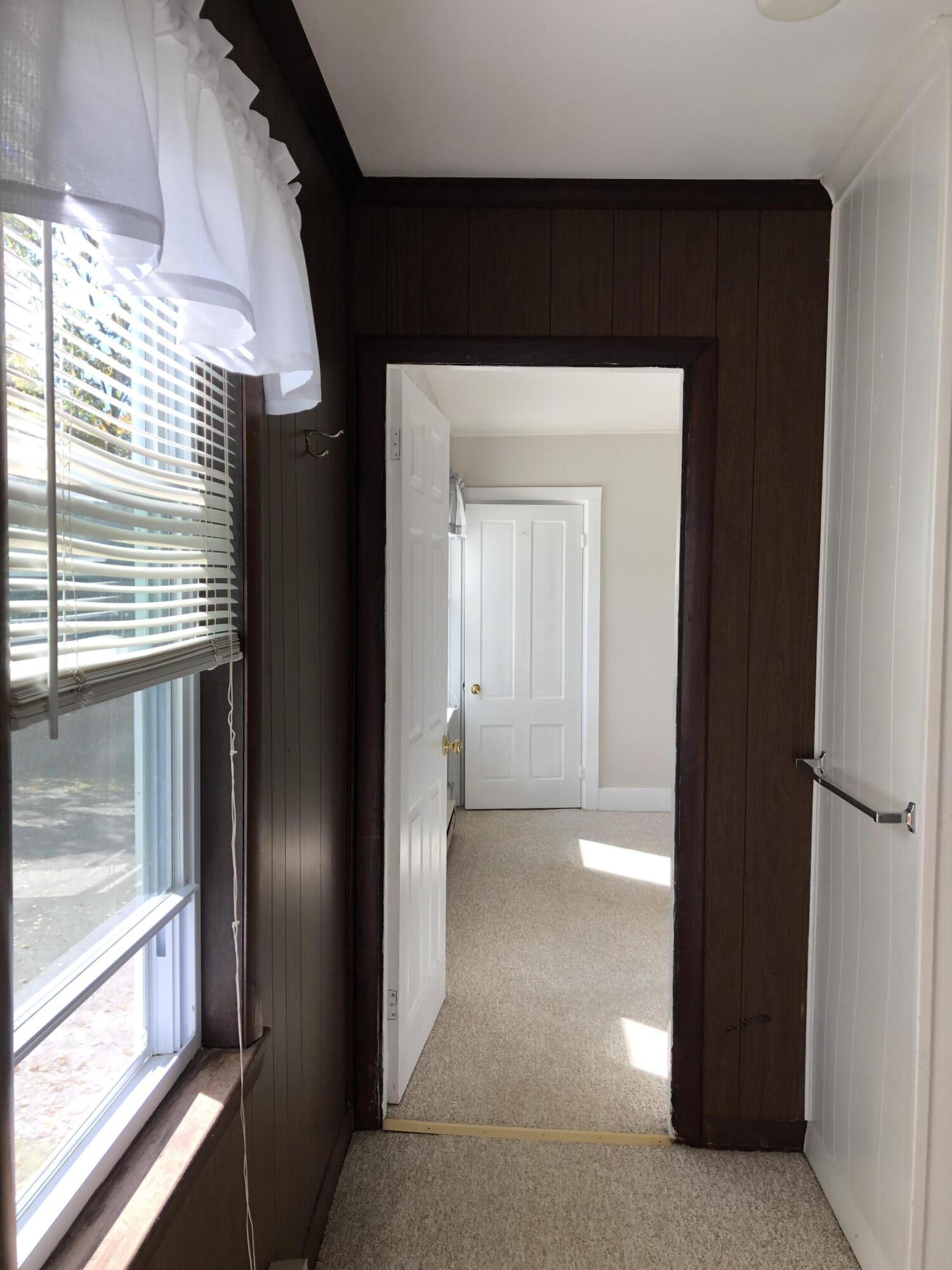 4 Chestnut Street Rockland, ME 04841 - Photo 26 of 31 Chestnut Apt D - 8