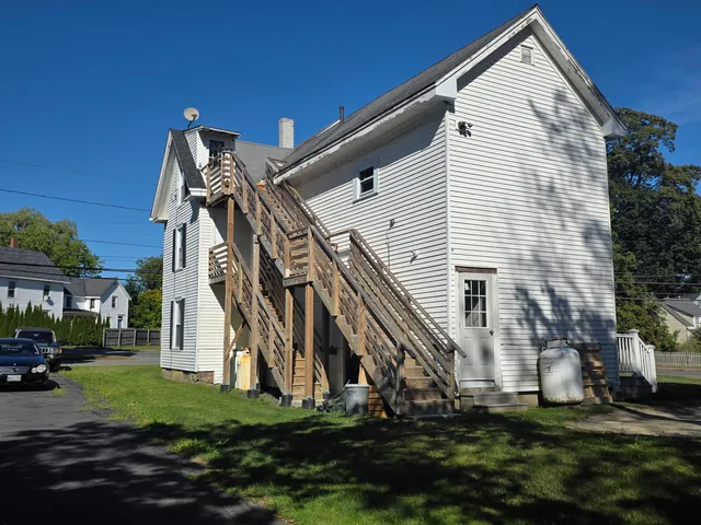 $569,000 | 4 Chestnut Street, Rockland, ME 04841