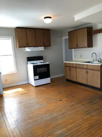 $569,000 | 4 Chestnut Street, Rockland, ME 04841