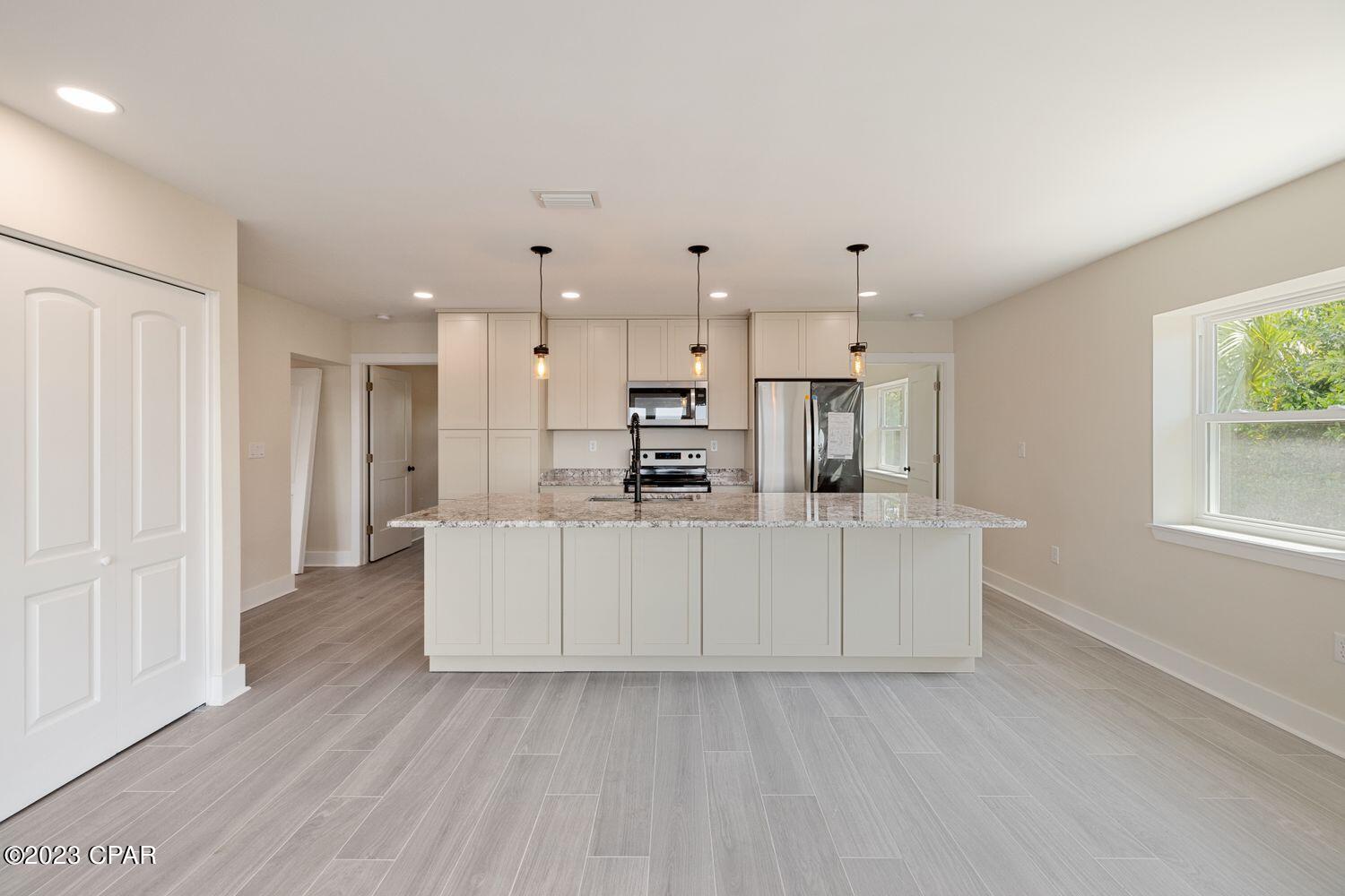8105 Highpoint Road Panama City, FL 32404 - Photo 4 of 53 Gallery Image 4