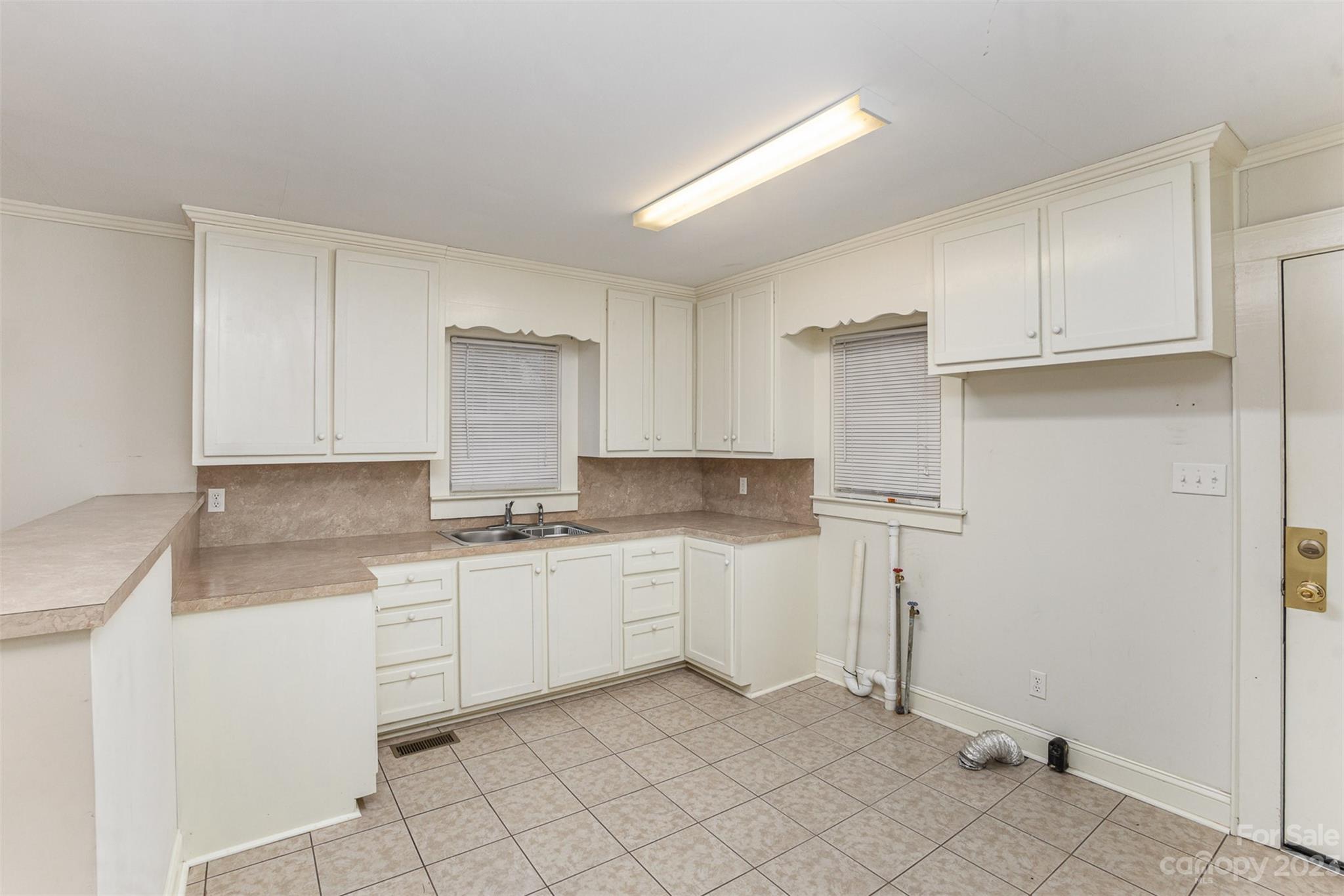 6190 Turkey Road Kannapolis, NC 28083 - Photo 3 of 18 Gallery Image 3