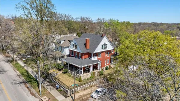 $699,950 | 415 Benton Boulevard, Kansas City, MO 64124