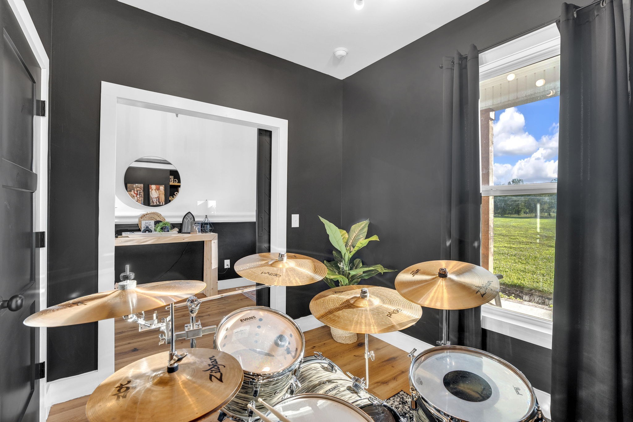 426 Maple Bend Road Winchester, TN 37398 - Photo 35 of 73 a living room with furniture and a fireplace