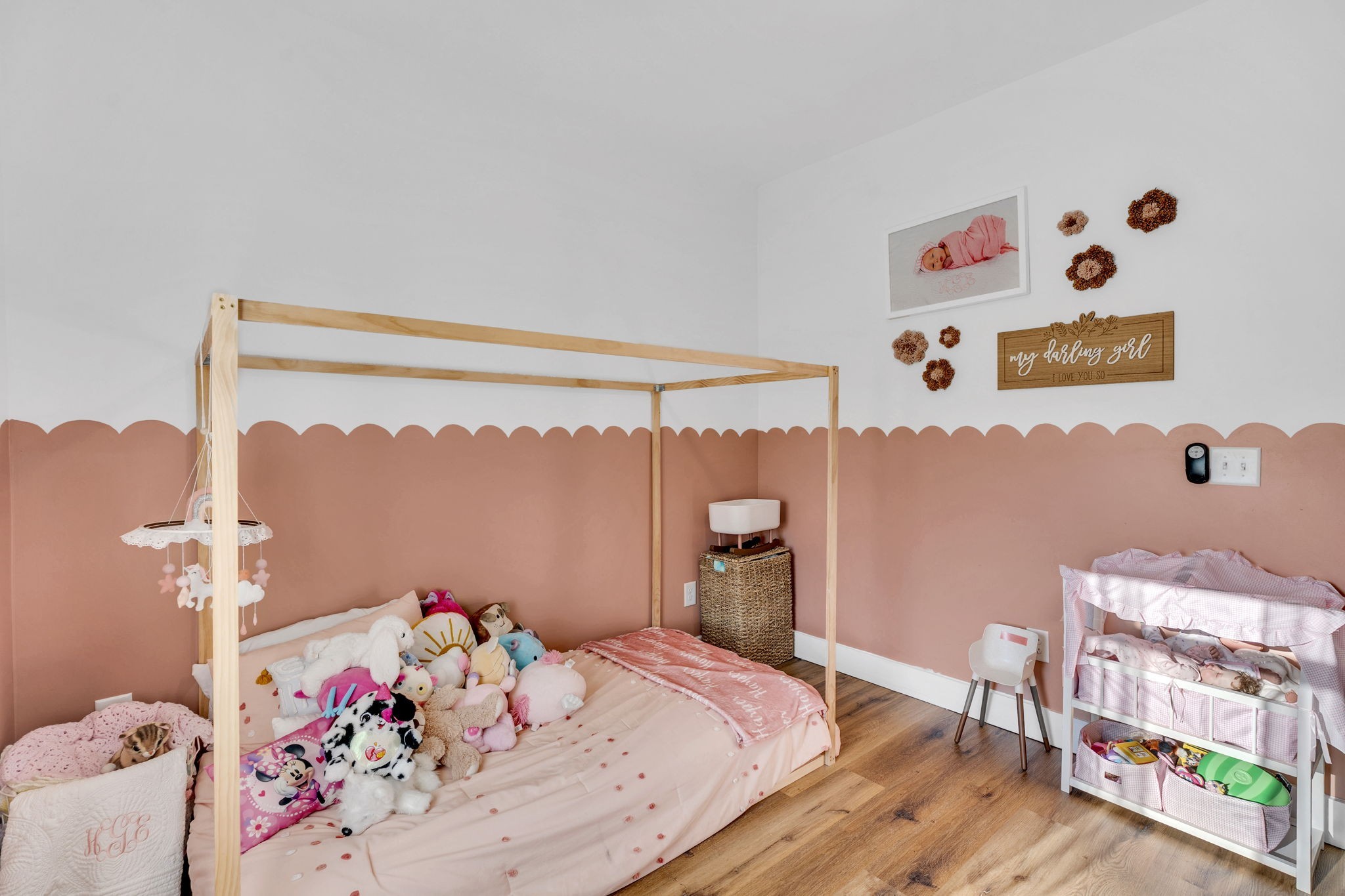 426 Maple Bend Road Winchester, TN 37398 - Photo 45 of 73 a bedroom with a bed and a dresser