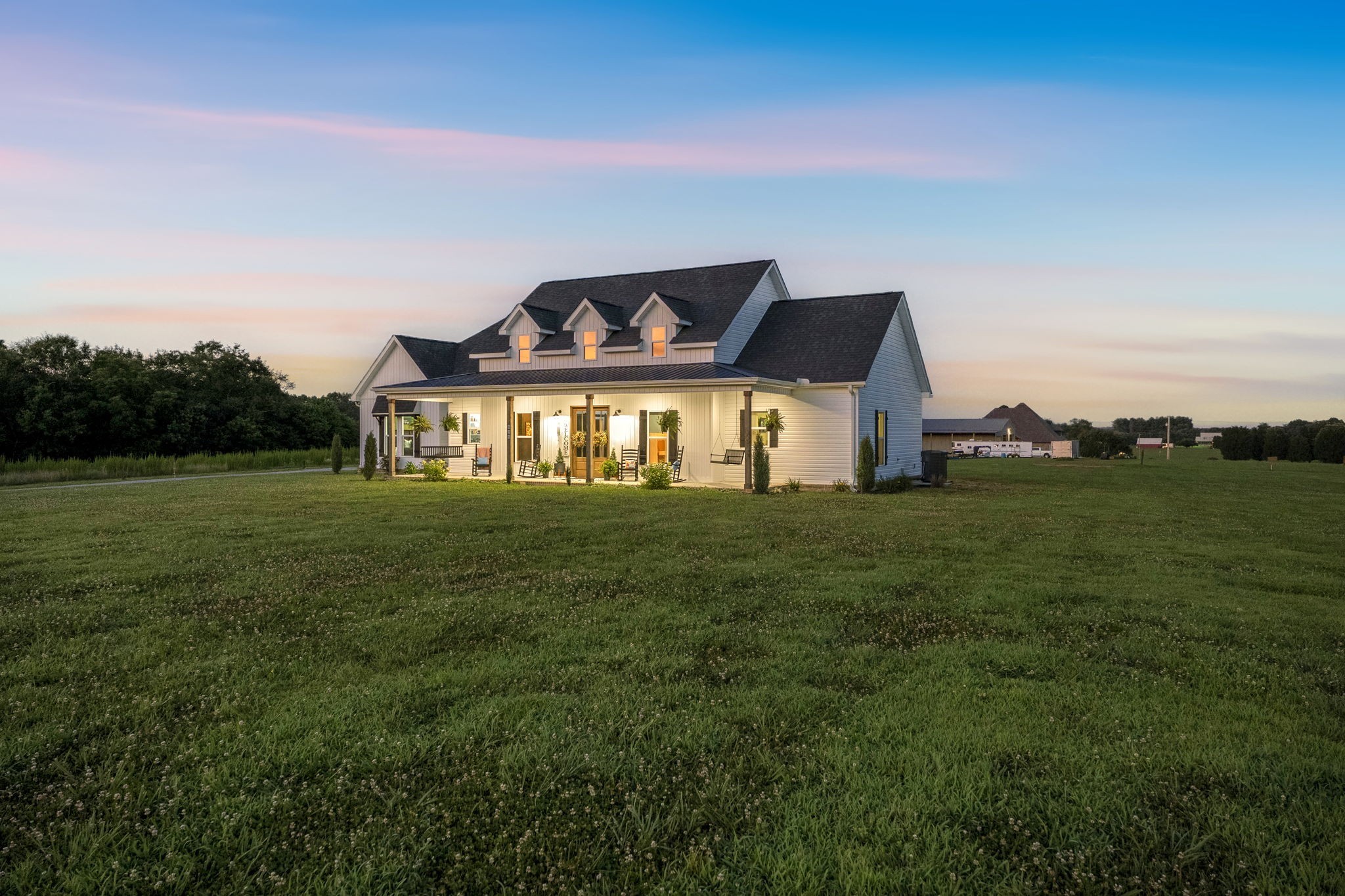 426 Maple Bend Road Winchester, TN 37398 - Photo 57 of 73 a front view of a house with a garden