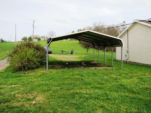 3801 Pine Grove Road Ballard, WV 24918 - Photo 9 of 22 Gallery Image 9