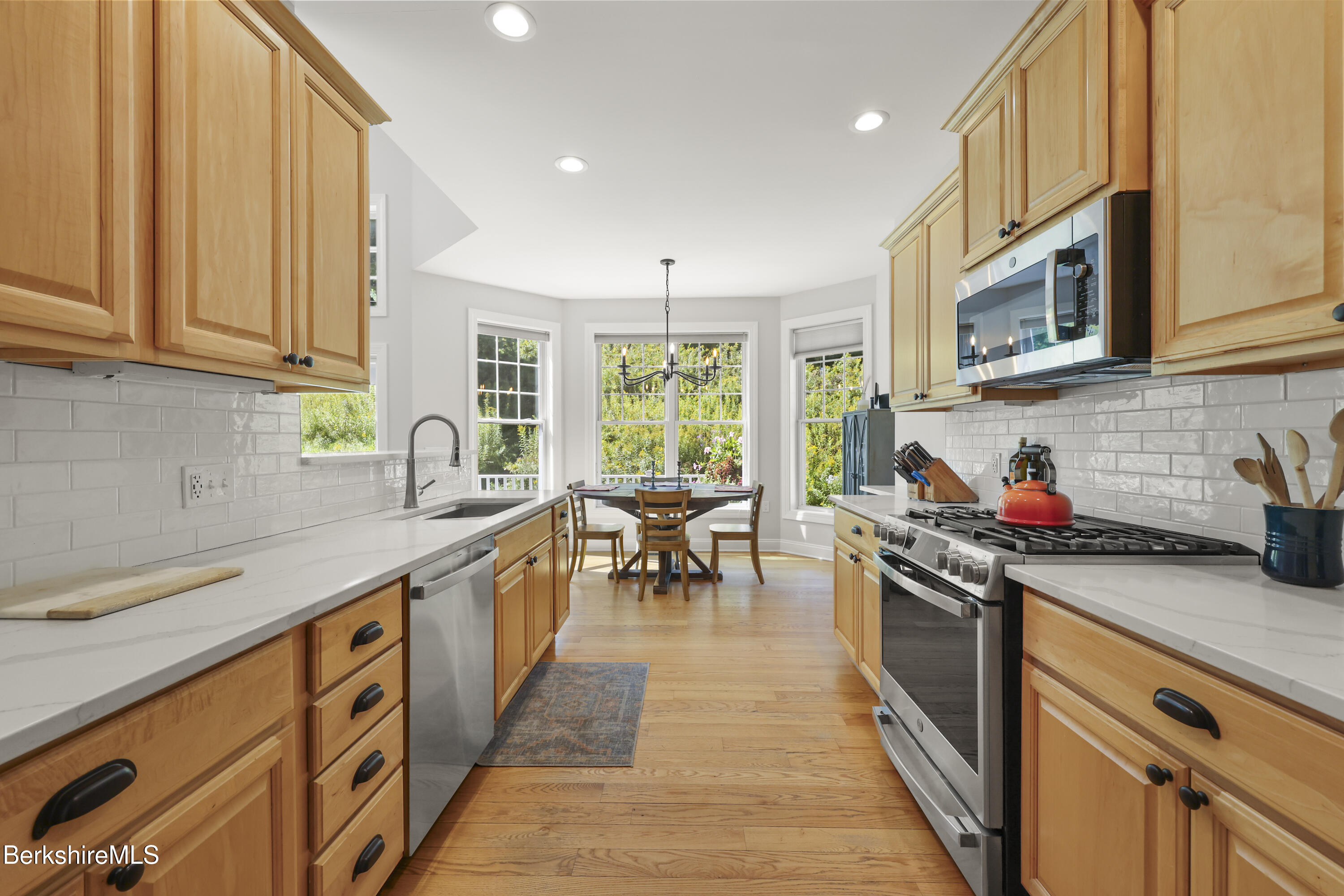 36 Alpine Trail Pittsfield, MA 01201 - Photo 27 of 51 95 Kitchen
