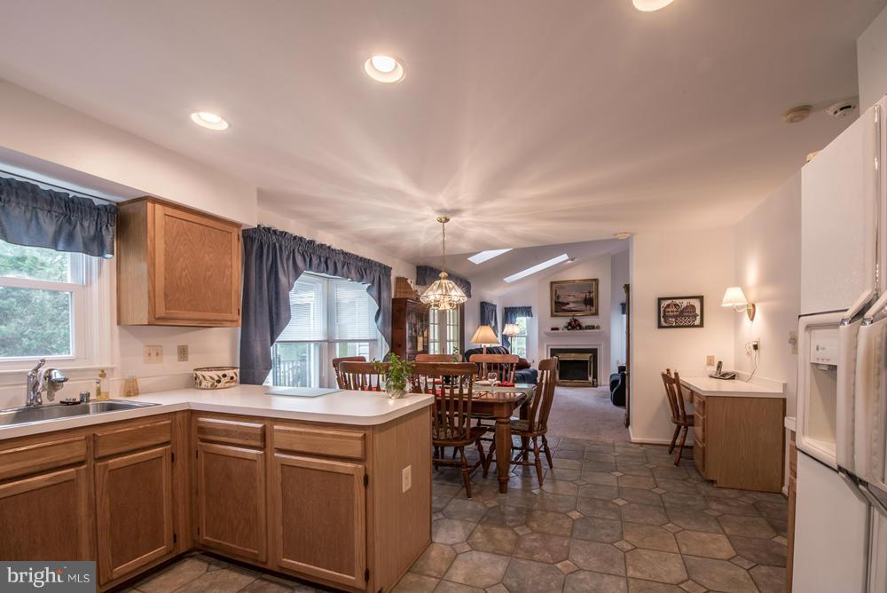 139 Sullivan Road Westminster, MD 21157 - Photo 13 of 28 Kitchen