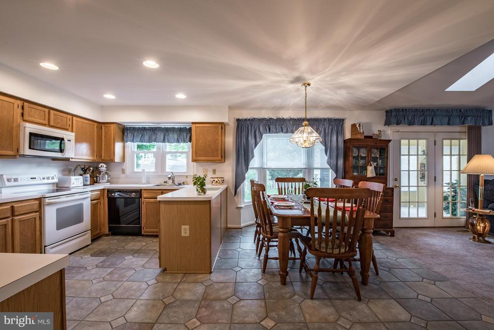 139 Sullivan Road Westminster, MD 21157 - Photo 14 of 28 Kitchen