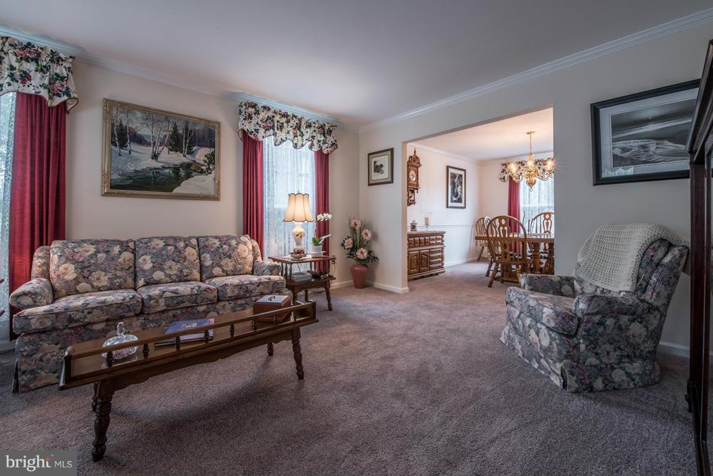 139 Sullivan Road Westminster, MD 21157 - Photo 8 of 28 Interior (General)