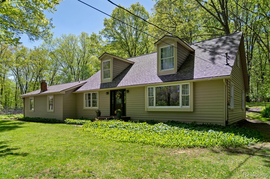 7630 Dilley Road Davisburg, MI 48350 - Photo 2 of 41