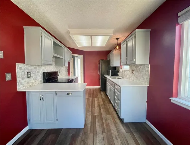 $290,000 | 1425 Northwest Birdseye Court, Blue Springs, MO 64015