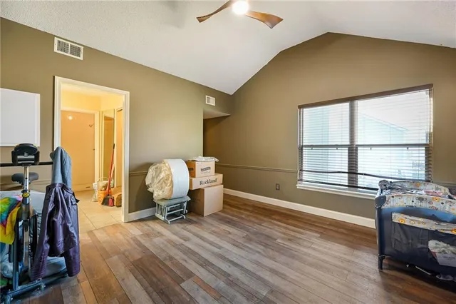 $290,000 | 1425 Northwest Birdseye Court, Blue Springs, MO 64015