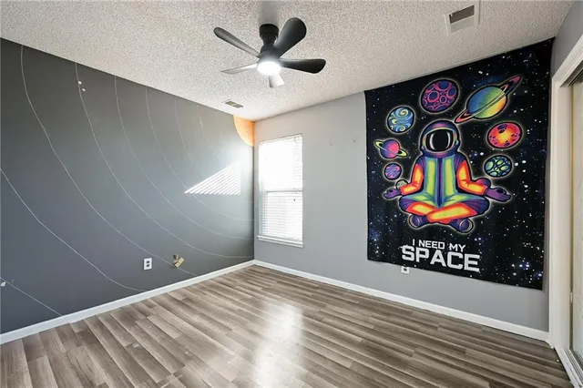 $290,000 | 1425 Northwest Birdseye Court, Blue Springs, MO 64015