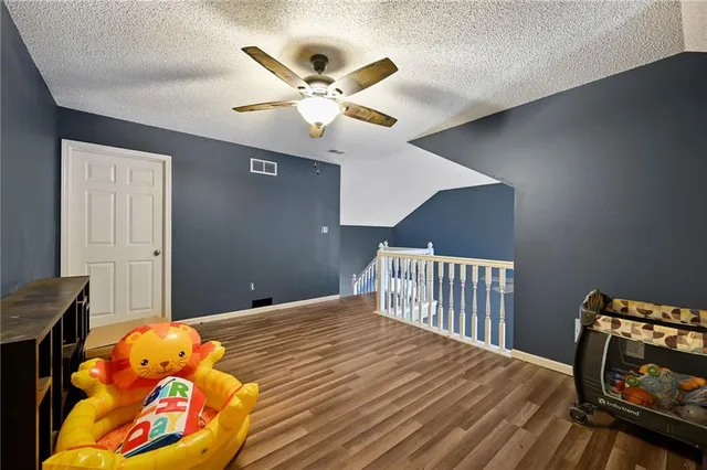 $290,000 | 1425 Northwest Birdseye Court, Blue Springs, MO 64015