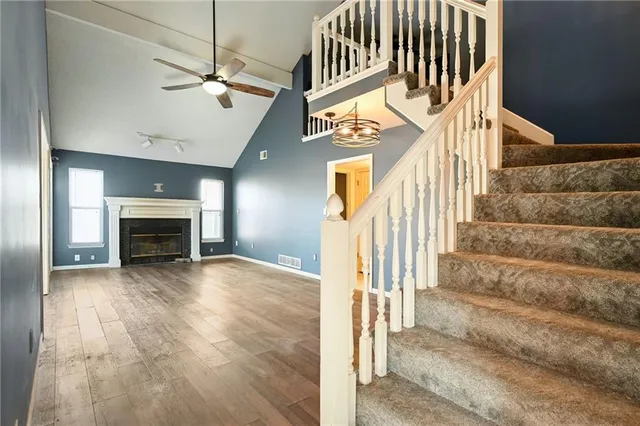 $290,000 | 1425 Northwest Birdseye Court, Blue Springs, MO 64015